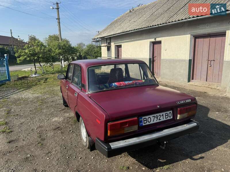 Седан ВАЗ / Lada 2107 2004 в Теребовле