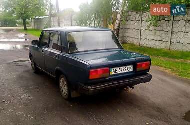 Седан ВАЗ 2107 2004 в 