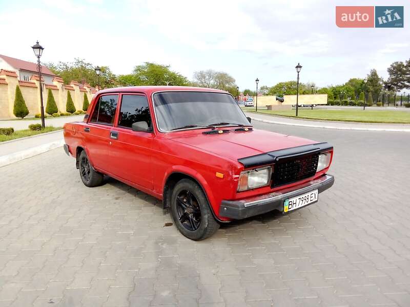 Седан ВАЗ 2107 1983 в 