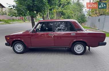 Седан ВАЗ 2107 2002 в 