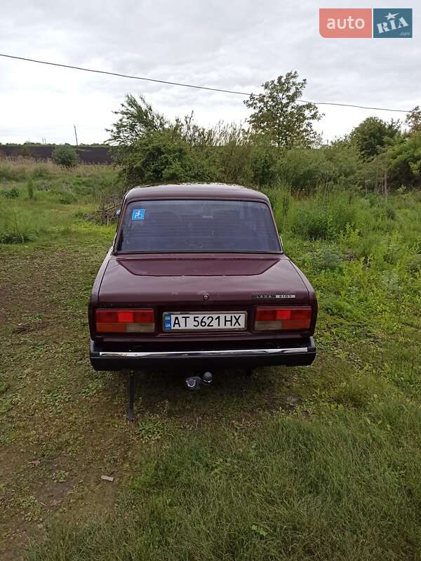Седан ВАЗ / Lada 2107 2005 в Бурштыне