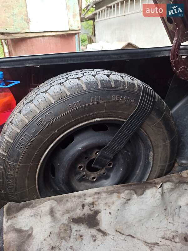 Седан ВАЗ / Lada 2107 2005 в Бурштыне