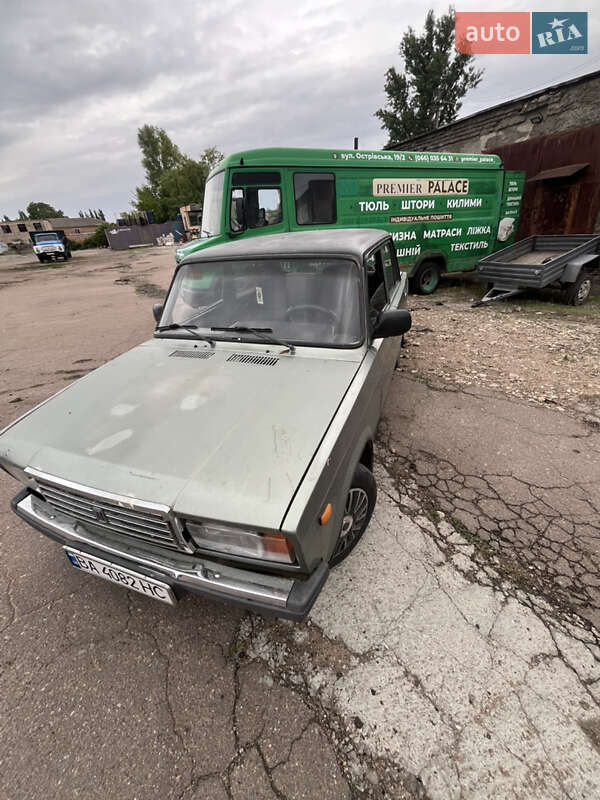 Седан ВАЗ 2107 2007 в 