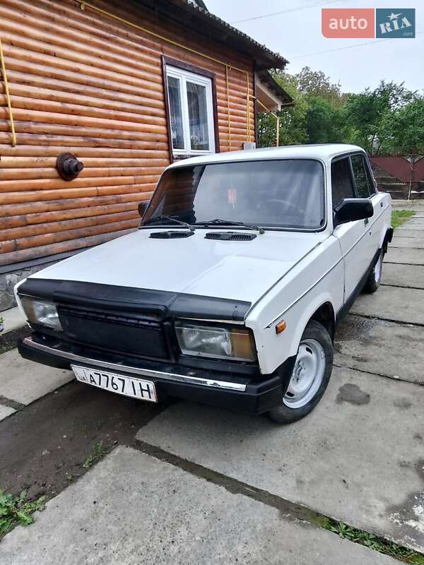Седан ВАЗ 2107 1988 в 