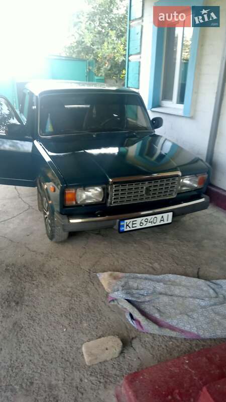 Седан ВАЗ / Lada 2107 2001 в Подгородном