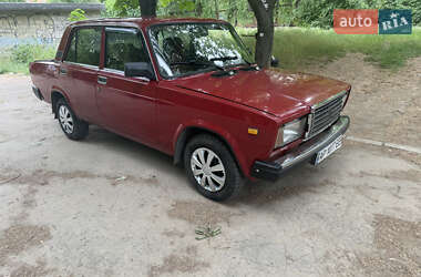 Седан ВАЗ 2107 1990 в 
