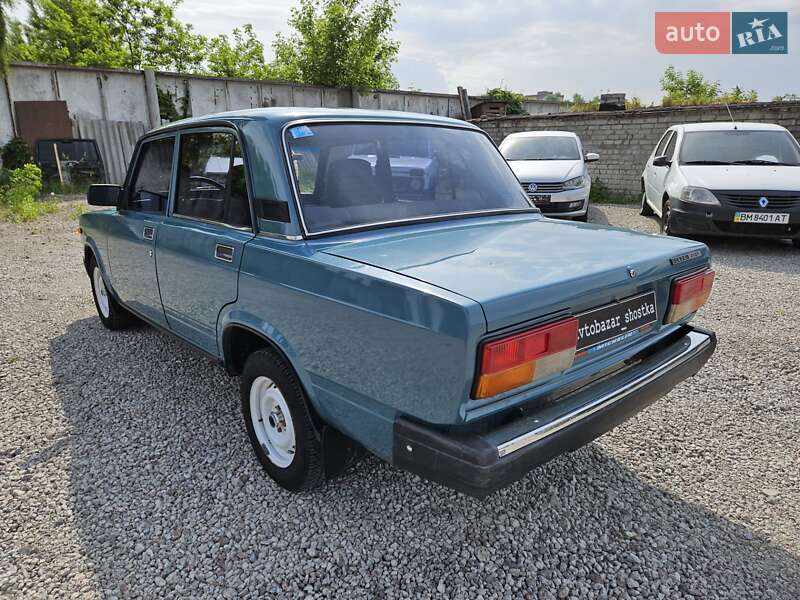 Седан ВАЗ / Lada 2107 2005 в Шостці