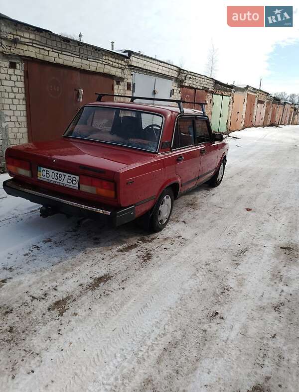 Седан ВАЗ / Lada 2107 1987 в Чернигове