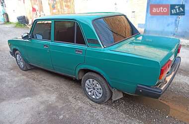Седан ВАЗ 2107 2005 в 