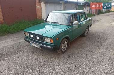 Седан ВАЗ 2107 2005 в 