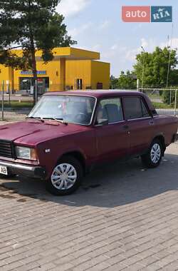 Седан ВАЗ 2107 2005 в 