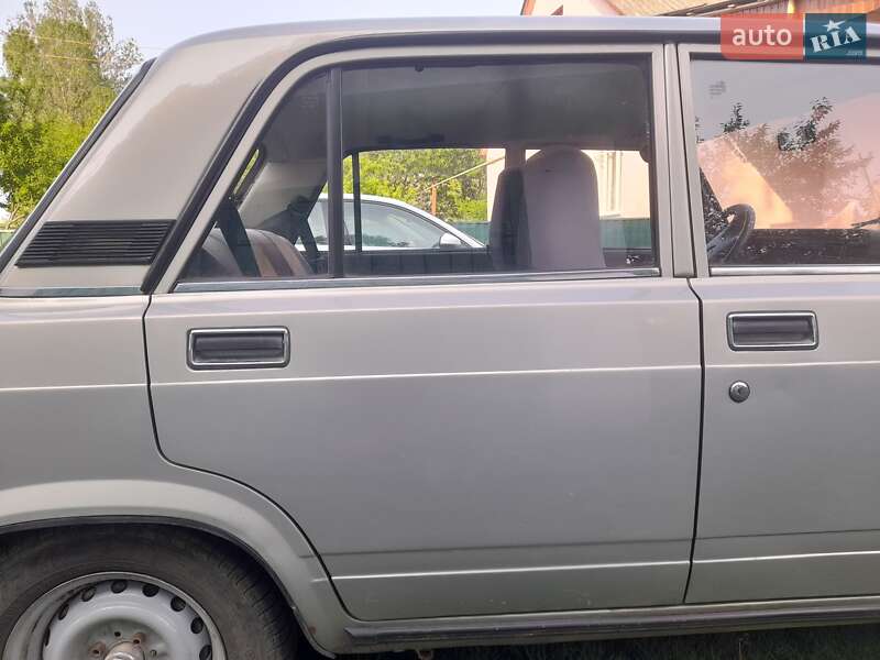 Седан ВАЗ / Lada 2107 2008 в Києві