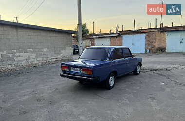 Седан ВАЗ 2107 2006 в 