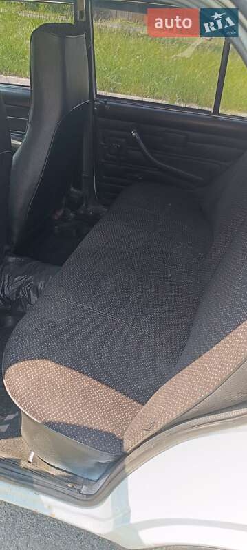 Седан ВАЗ / Lada 2107 2004 в Боярці