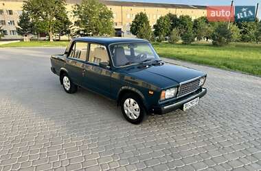 Седан ВАЗ 2107 2005 в Теплику