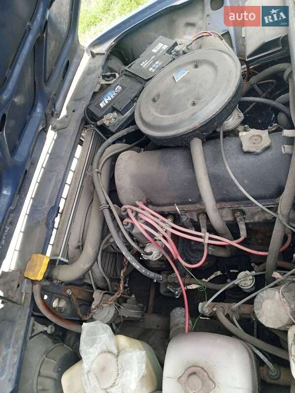 Седан ВАЗ / Lada 2107 2005 в Киеве