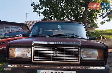 Седан ВАЗ 2107 2005 в Ровно