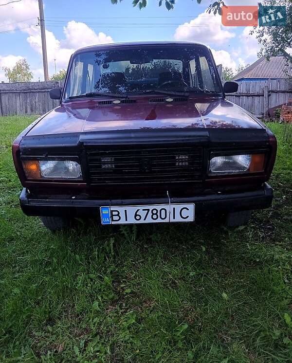 Седан ВАЗ / Lada 2107 1996 в Полтаве