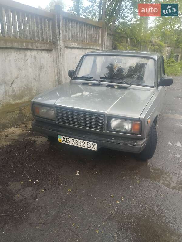 Седан ВАЗ 2107 2006 в 