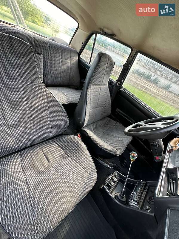 Седан ВАЗ / Lada 2107 2005 в Шумске