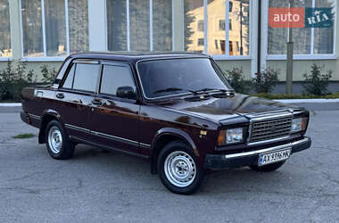Седан ВАЗ 2107 2006 в Краснограді
