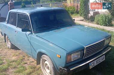 Седан ВАЗ 2107 2004 в Хотині