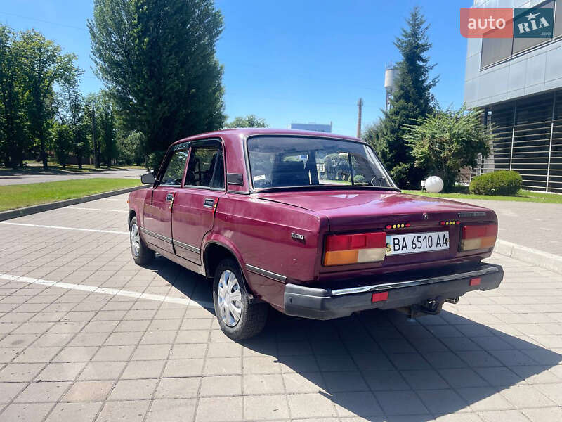 Седан ВАЗ / Lada 2107 2005 в Черкассах