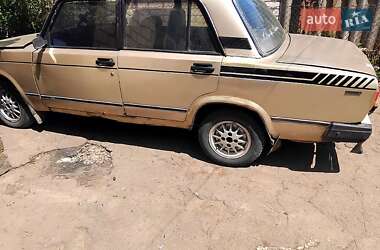 Седан ВАЗ / Lada 2107 1995 в Олександрії