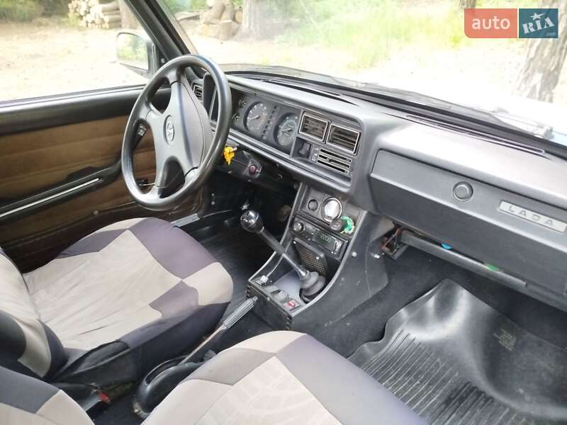 Седан ВАЗ / Lada 2107 1987 в Иршанске