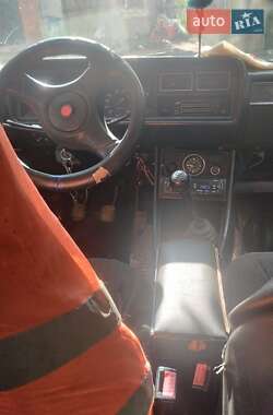 Седан ВАЗ / Lada 2107 2003 в 