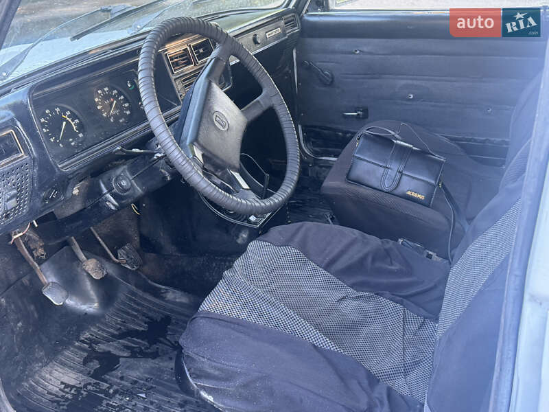 Седан ВАЗ / Lada 2107 1991 в Шостке