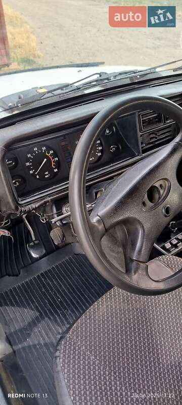 Седан ВАЗ / Lada 2107 1990 в Беляевке