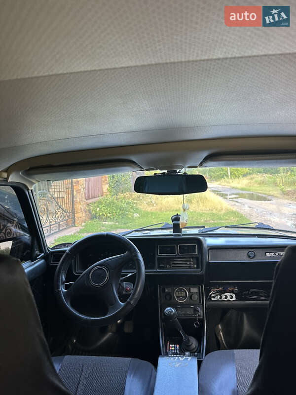 Седан ВАЗ / Lada 2107 2002 в Крижополі