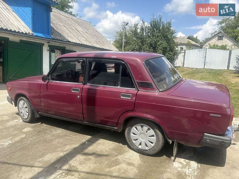 ВАЗ / Lada 2107 2001