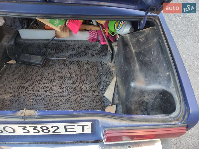 Седан ВАЗ / Lada 2107 2000 в Тернополе