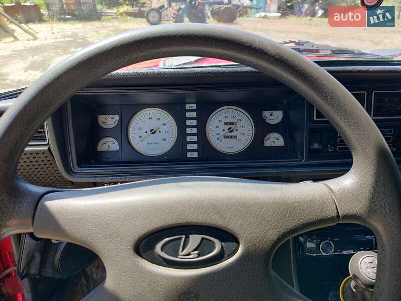 Седан ВАЗ / Lada 2107 2003 в Братском фото 12 Седан ВАЗ / Lada 2107 2003 в Братском