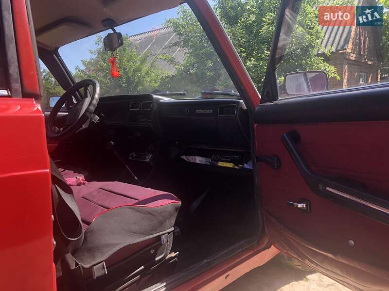 Седан ВАЗ / Lada 2107 1990 в Локачах