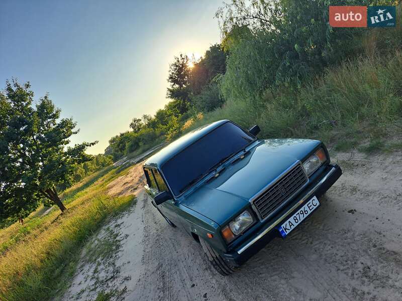 Седан ВАЗ 2107 2006 в 