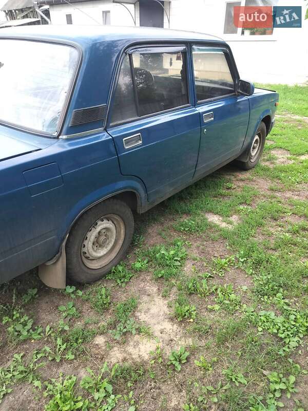 Седан ВАЗ / Lada 2107 2004 в Зіньківі фото 7 Седан ВАЗ / Lada 2107 2004 в Зіньківі