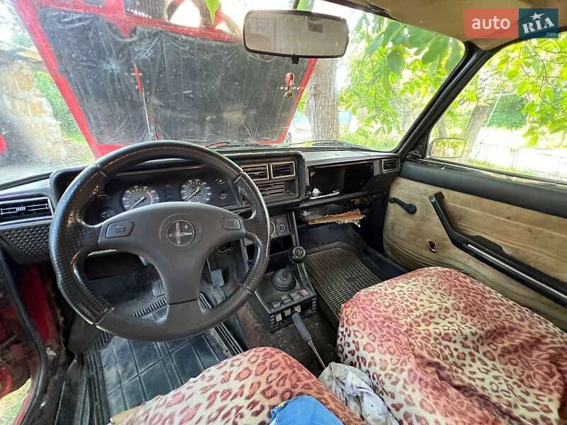 Седан ВАЗ / Lada 2107 1988 в Полтаве