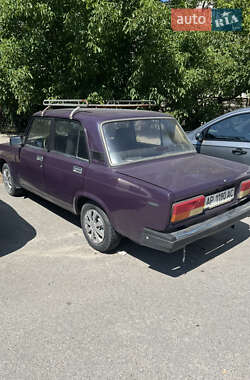 Седан ВАЗ 2107 2004 в 