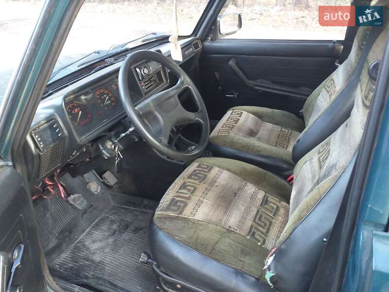 Седан ВАЗ / Lada 2107 1997 в Кривому Розі фото 3 Седан ВАЗ / Lada 2107 1997 в Кривому Розі