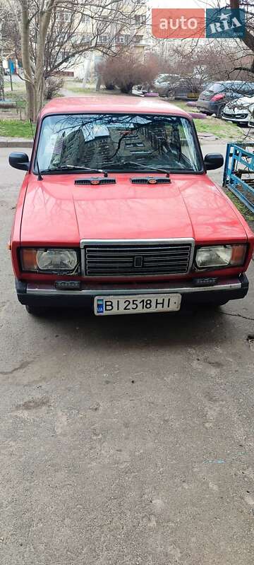 Седан ВАЗ / Lada 2107 1991 в Кременчуге
