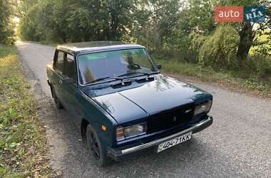 Седан ВАЗ 2107 2002 в 