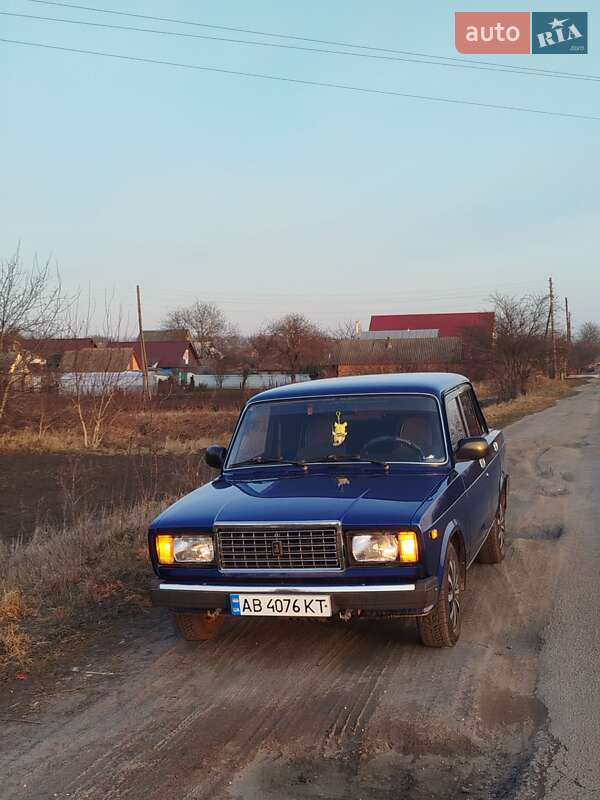 Седан ВАЗ / Lada 2107 2006 в Калиновке фото 4 Седан ВАЗ / Lada 2107 2006 в Калиновке