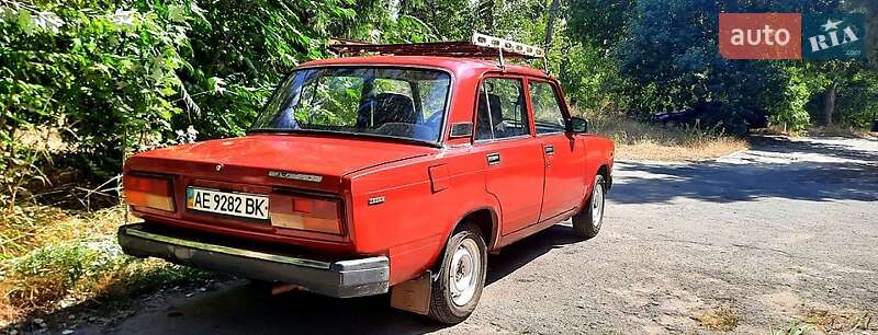 Седан ВАЗ / Lada 2107 1994 в Кривом Роге