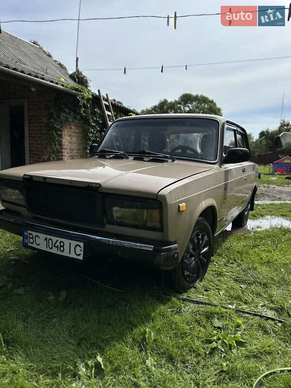 Седан ВАЗ / Lada 2107 1989 в Бродах