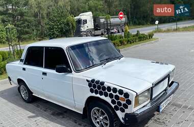 Седан ВАЗ 2107 1990 в Славуті
