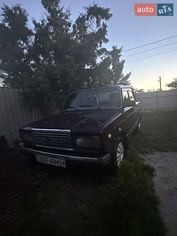 Седан ВАЗ / Lada 2107 2001 в Борисполі
