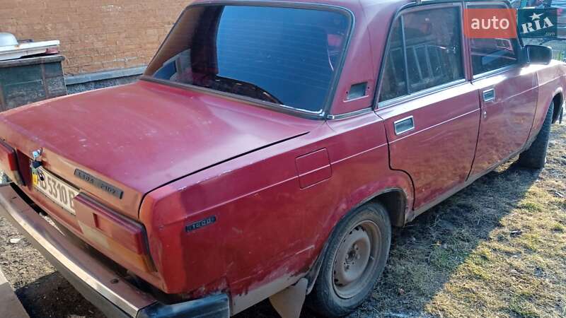 Седан ВАЗ / Lada 2107 2005 в Жмеринке